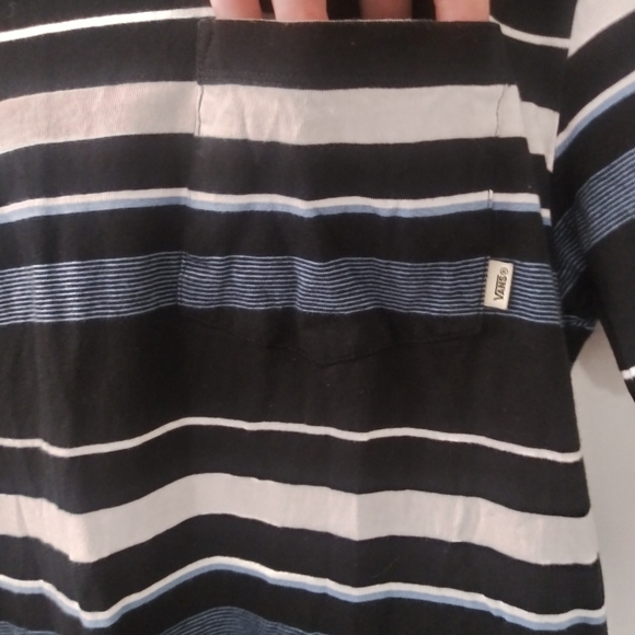 *NWOT* Vans Pocket Tee - Picture 3 of 3